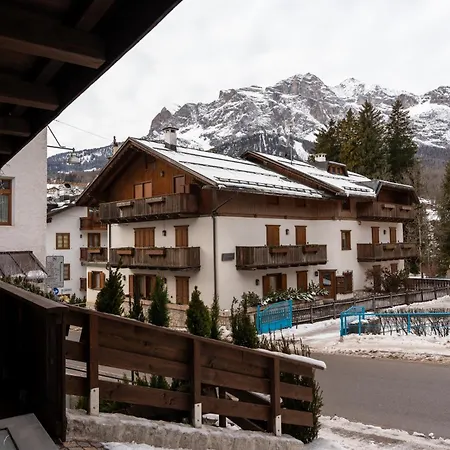 Fienila Luxury Cortina