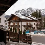 Fienila Luxury Cortina