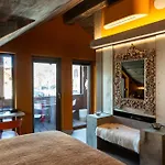 Fienila Luxury Cortina