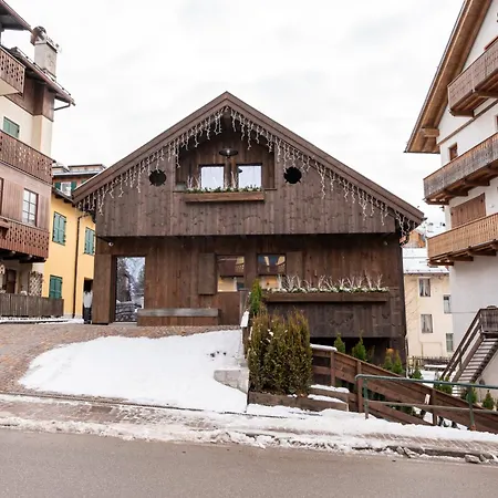 Chalet Fienila Luxury Cortina *
